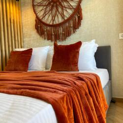 Апартаменты студия гостиничный комплекс Радуга 10И