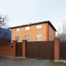 Фото Отель Коттедж на улице Степана Колокольникова 44
