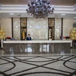 Фото Отель The Plaza (Плаза)