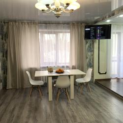 Фото Уютные трехкомнатные апартаменты на улице Калинина