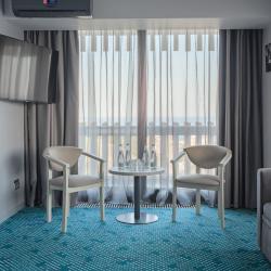 Yalta Intourist (Ялта Интурист) — 03e1bfbee928d7b1f002556bea57359e