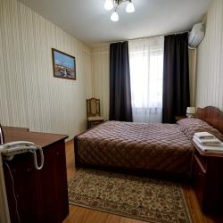 Номер стандарт с 1 двуспальной кроватью