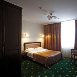 Номер стандарт с 1 двуспальной кроватью