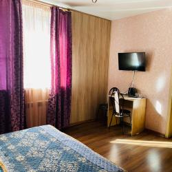 Комната стандарт с 1 двуспальной кроватью