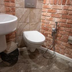 Номер стандарт с 1 двуспальной кроватью (мансарда)