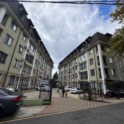 Фото Апартаменты на улице Кутаисская 1