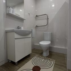 Фото Апартаменты Тюменская слобода на улице Фармана Салманова