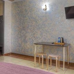 Номер полулюкс с 1 двуспальной кроватью