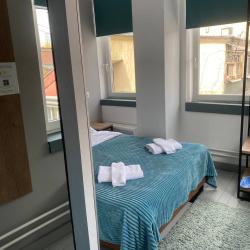 Номер стандарт с 1 двуспальной кроватью
