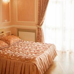Номер стандарт с 1 двуспальной кроватью