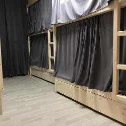 Кровать в 6-местном общем номере (общие удобства)