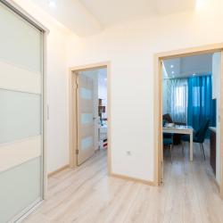 Фото Апартаменты на улице Николая Зелинского 1к1