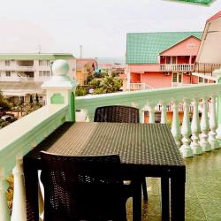 Номер люкс улучшенный с 1 двуспальной кроватью