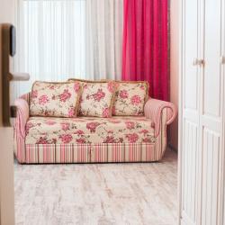 Номер полулюкс с 1 двуспальной кроватью