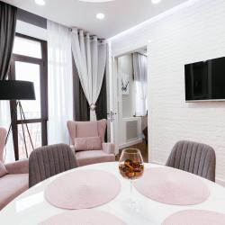 Room Tour (Рум Тур)  на улице Республики 8 — 056e8fa236dd8e95a24884e205dbcad1