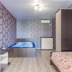 Комната улучшенная с 1 односпальной и 1 двуспальной кроватью