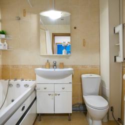 Фото Апартаменты на Хохлова 1