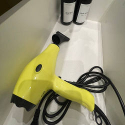1-комнатные апартаменты студия с 1 двуспальной кроватью YELLOW