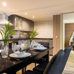 фото 4 D Apartments (Д Апартменс) на улице Чайковского