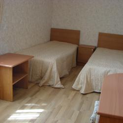 2-местный номер эконом на 5 этаже c доп.местом