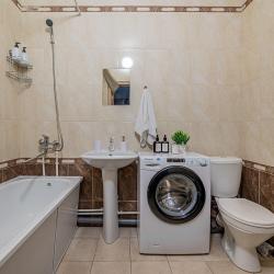 Фото Апартаменты Гранат на улице Евгения Савкова 4