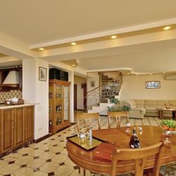 Yacht Club Yalta (Яхт-клуб Ялта) — 05f26f5659e793712d2dfc4e72d130e6