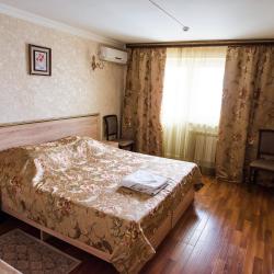 Номер эконом с 1 двуспальной кроватью