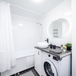 Фото Апартаменты на Рябиновой улице 3