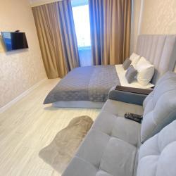 Фото Апартаменты Housevip на улице Рогожникова 23