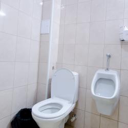 Номер улучшенный семейный с 2 односпальными и 1 двуспальной кроватью