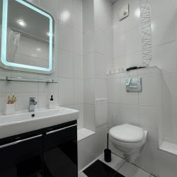 Фото Апартаменты на улице Газовиков 33