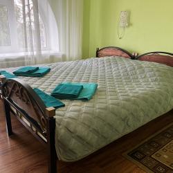 Номер стандарт эконом с 1 двуспальной кроватью