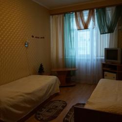 Кровать в 2-местном общем номере (общие удобства)