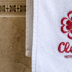 Номер улучшенный с 2 односпальными кроватями (с завтраком)