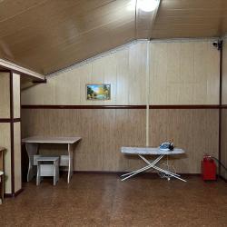 Номер стандарт с 6 односпальными кроватями (мансарда)