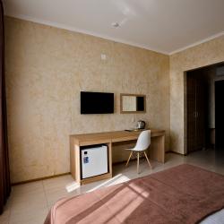 Комната люкс с 2 односпальными кроватями (вид на море)