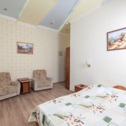 Номер стандарт с 1 двуспальной кроватью