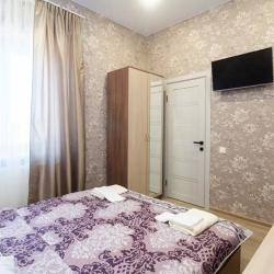 Номер стандарт с 1 двуспальной кроватью (с завтраком)
