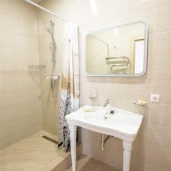 4-местный номер делюкс