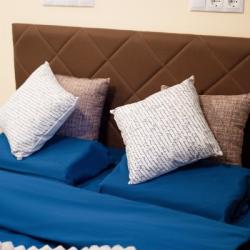 Фото Отель На квартире на улице Курчатова 25/1