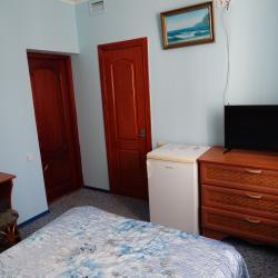 Номер стандарт эконом с 1 двуспальной кроватью