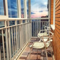 Фото Отель Двух комнатная квартира с видом на лес и море, новый ЖК Лидер