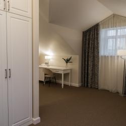 Номер студия люкс (мансарда)