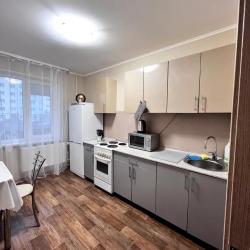 Фото Апартаменты на улице Комбайнеров 39Б