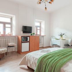 2-комнатные апартаменты улучшенные Двухкомнатные апартаменты у Храма Ильи Пророка, на втором этаже