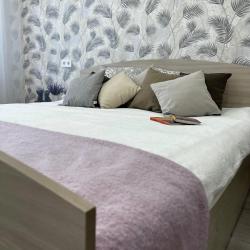 Фото Отель Двух комнатная квартира с видом на лес и море, новый ЖК Лидер