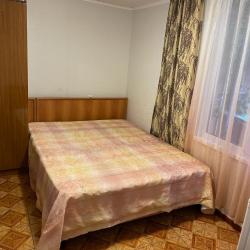 Номер стандарт семейный с 1 односпальной и 1 двуспальной кроватью