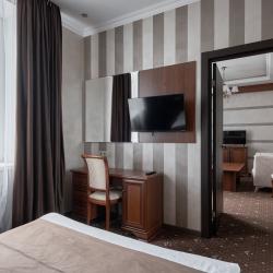 Номер люкс комфорт с 1 двуспальной кроватью