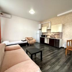 Фото Отель RestHouse (РестХаус)