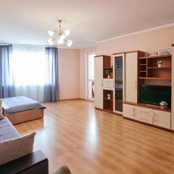 Фото Апартаменты на улице Ерошевского 18